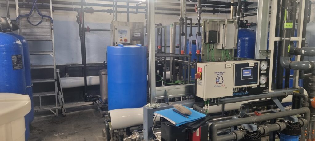 PHOTO 2025 09 03 14 38 10